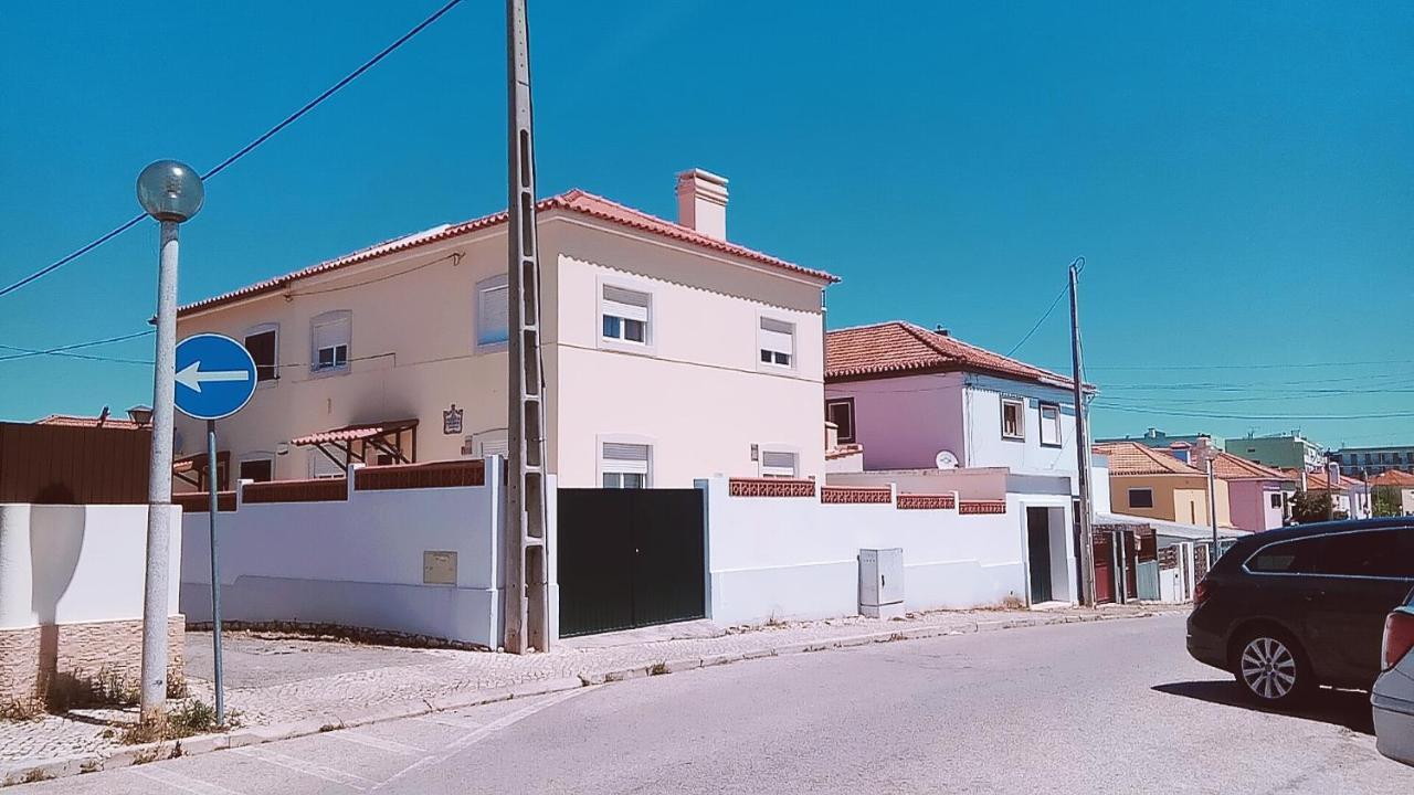Casa Da Judite Setubal Exterior photo